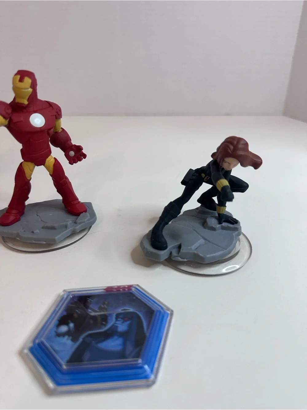 Marvel Red Gold Blue Thor Iron Man Black Widow Figure Bundle